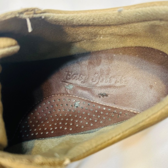 Easy Spirit Motion Leather Lace Shoe - Picture 9 of 9